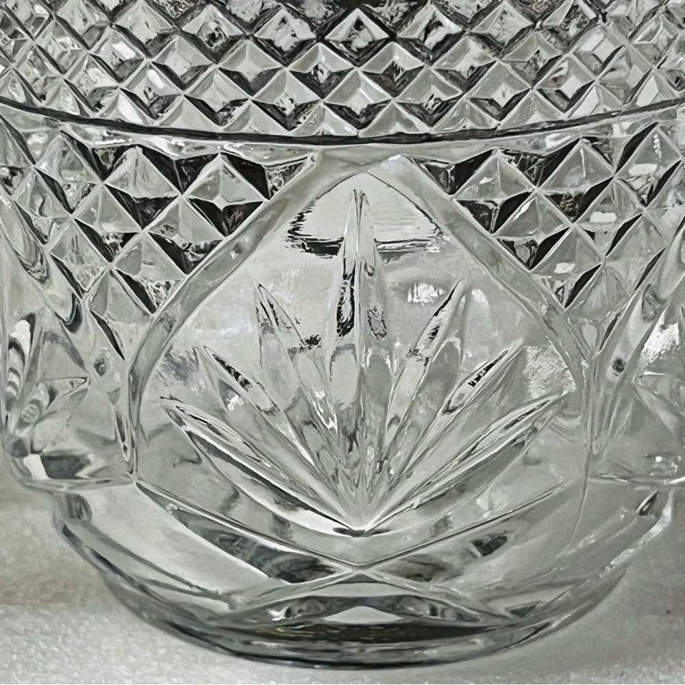 Vintage Anchor Hocking Pineapple Pattern Clear Glass Sugar Bowl & Creamer
